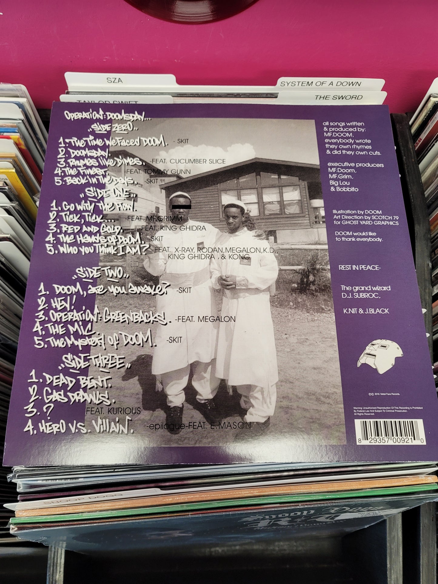 USED: MF DOOM - Operation Doomsday LP record (red/black split vinyl)
