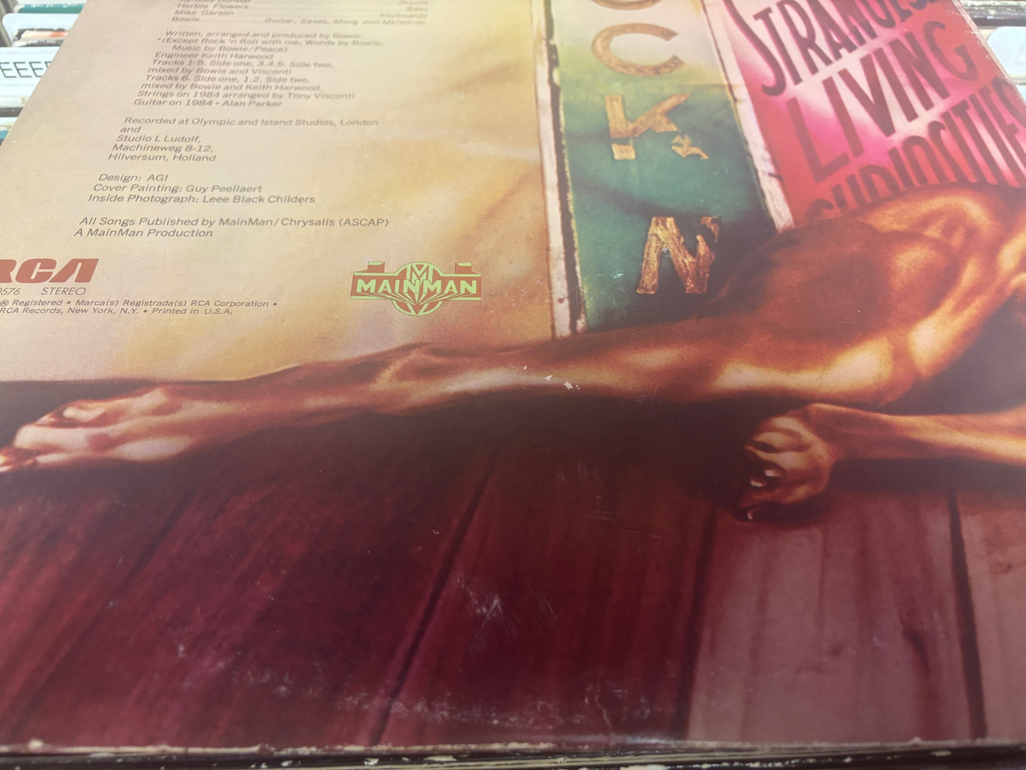 USED: David Bowie - Diamond Dogs LP vinyl record (original 1974 pressing)