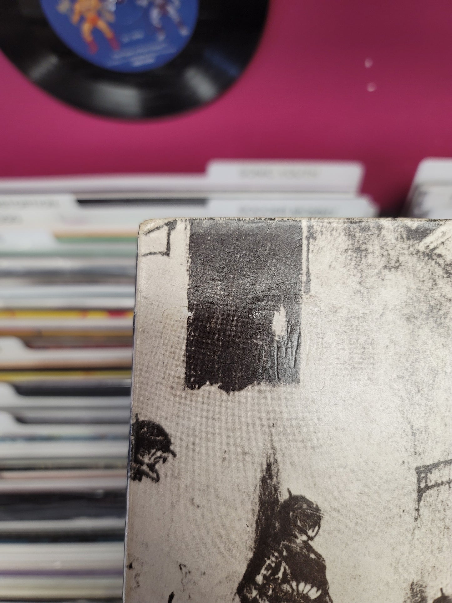 USED: Jethro Tull - Minstrel In The Gallery LP vinyl record