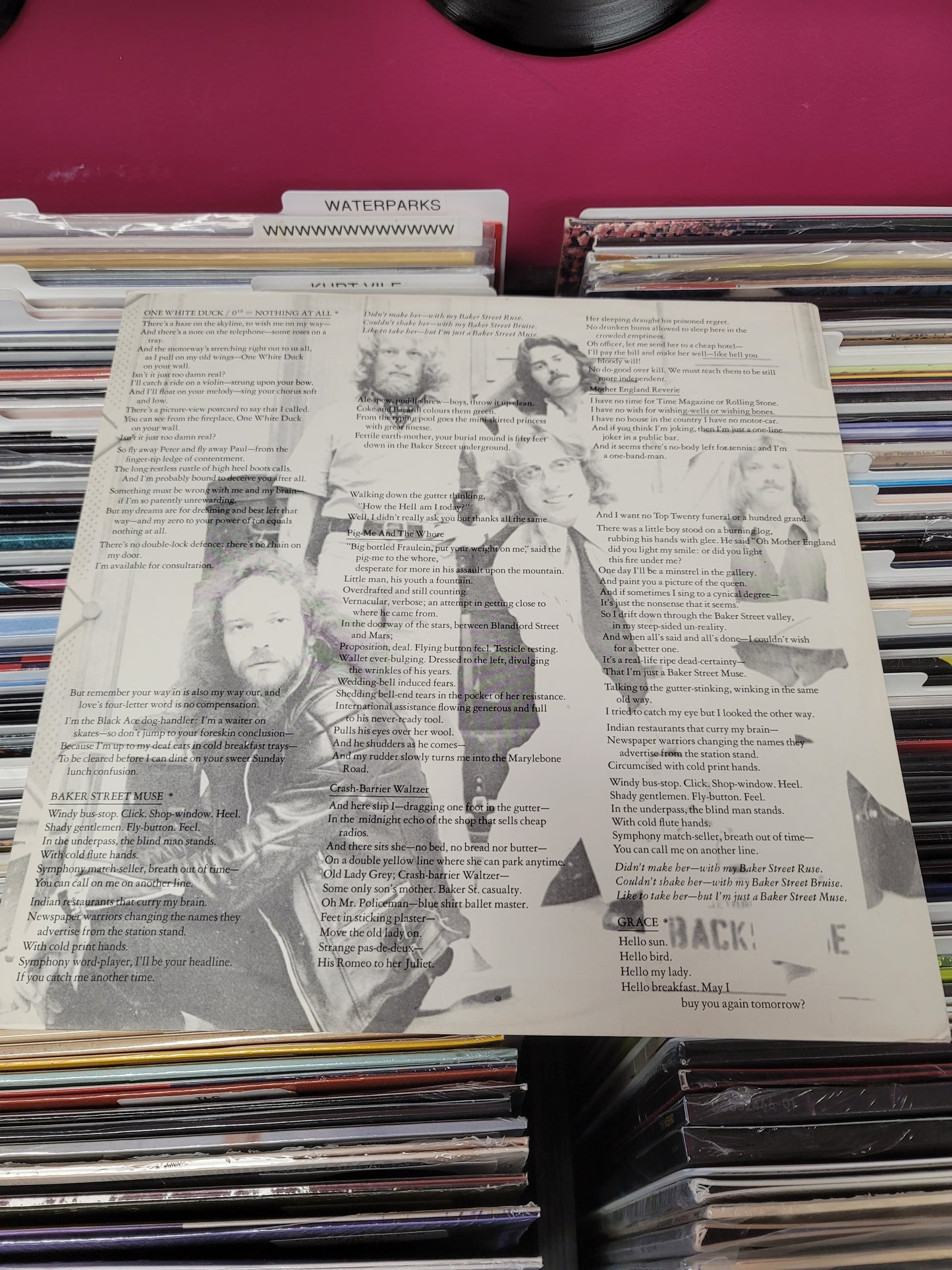 USED: Jethro Tull - Minstrel In The Gallery LP vinyl record