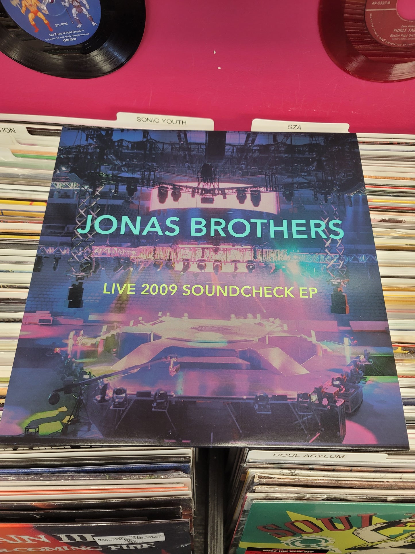 USED: The Jonas Brothers - Live 2009 Soundcheck 12" EP (pink vinyl)